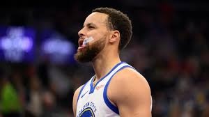 萨姆·索萨因球棒内藏软木塞被当场抓包，引发 2000 年代初期对强打者的全面质疑