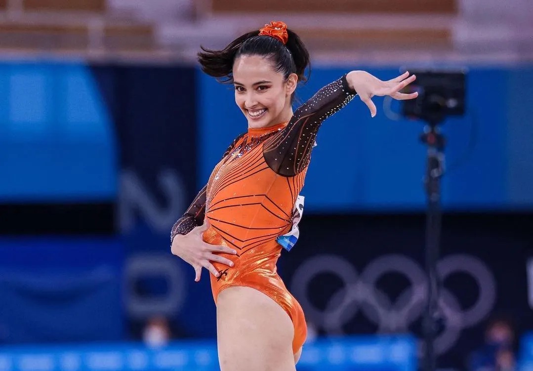 意甲媒体透露：从西汉姆联签下菲尔克鲁格后，AC米兰目前正计划补强边路阵容